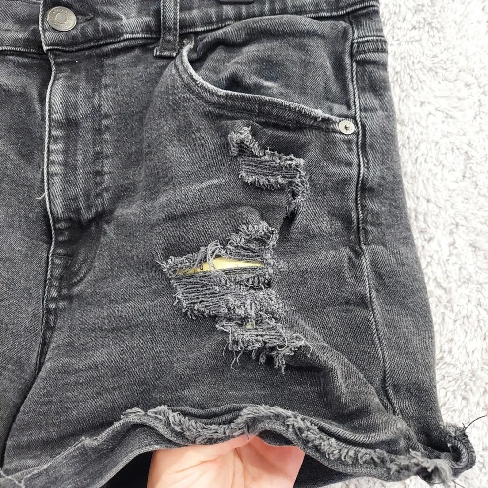 Aeropostale‎ Mom Short Women 12 Black Distressed High Waisted Raw Hem Denim